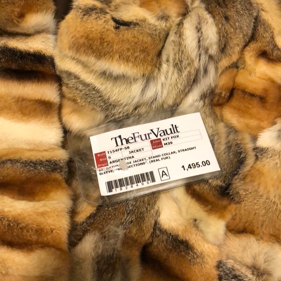 Kit Fox 🦊 Fur Coat - Picture 8 of 8